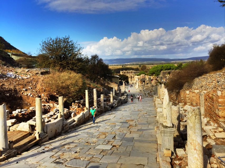 All Inclusive PRIVATE Ephesus & The House of Mary with LUNCH - The drive to Ephesus: setting expectations for a port-city treasure