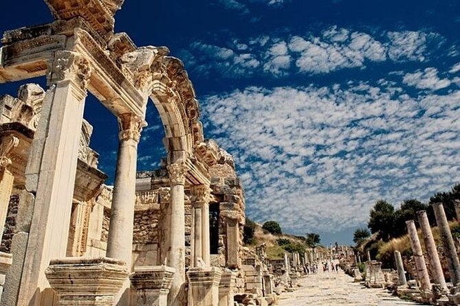 Best-Seller PRIVATE EPHESUS & SHOPPING Tour From Kusadasi Port - Lunch on the Day: What’s Included and What’s Not