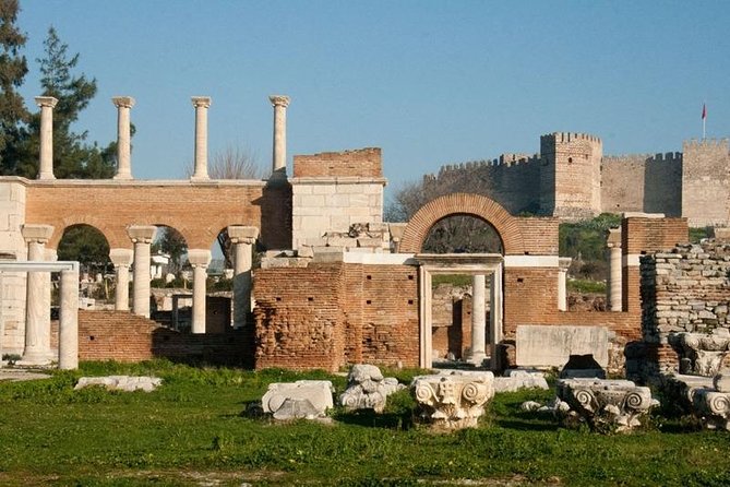 Biblical Ephesus Private Tour From Kusadasi Port - Temple of Hadrian: details you’ll actually notice