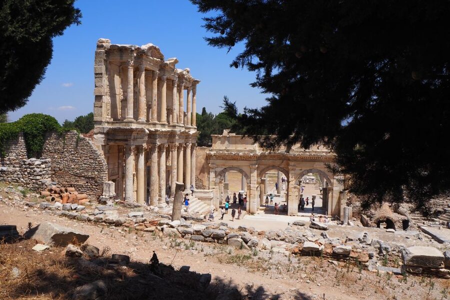 Ephesus: 4-Hour Guided Tour with Transfer from Kusadasi - Walking Time, Uneven Ground, and How to Dress for Comfort