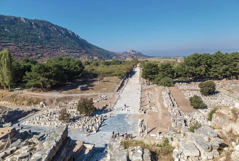 Ephesus Entry Ticket with Mobile Phone Audio Tour - The Route You’ll Follow: Agora, Temples, Baths, and Two Big Landmarks