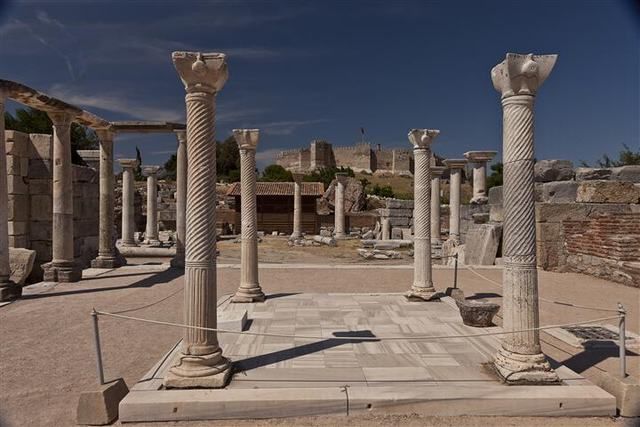 Ephesus: Full-Day Tour from Kusadasi or Izmir - Virgin Mary’s House: peace, prayers, and a natural spring