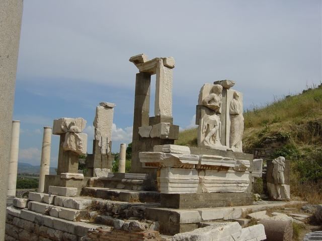 Ephesus: Full-Day Tour from Kusadasi or Izmir - St. John’s Basilica: how a ruin explains an empire