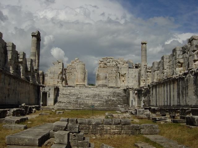 Ephesus, Priene, Miletos and Didyma Tour - Miletos: philosophers, a massive theatre, and Faustina’s baths