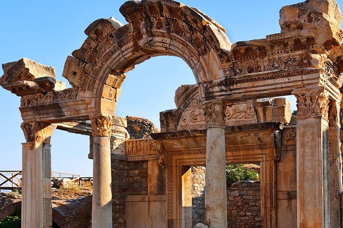 Ephesus Tour with House of Virgin Mary - Ephesus and Meryemana in a 4-Hour Day (That Actually Makes Sense)