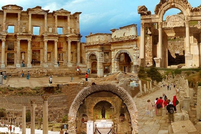 For Cruisers: Ancient Ephesus & House of Virgin Mary Tour From Ephesus Port - Ancient Ephesus highlights: amphitheater, marble streets, and Roman scale