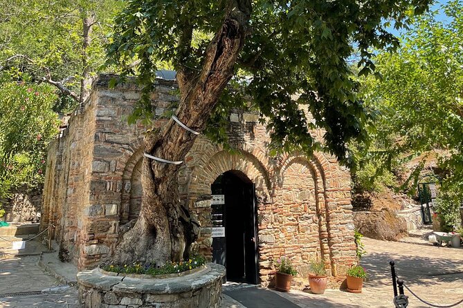 FOR CRUISERS: Best of Ephesus Tour with GUARANTEED ON-TIME RETURN - A/C minivan drives, handicrafts, and the Kusadasi panoramas you may not expect