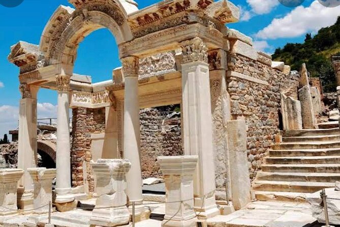 FOR CRUISERS: Skip The Lines PRIVATE EPHESUS TOUR &On Time Return - Temple of Artemis: fast stop, big historical bragging rights