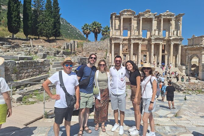 FOR CRUISERS: Terrace Houses Ephesus Tour With Ticket Option - Group tour vs private tour: how your experience will feel
