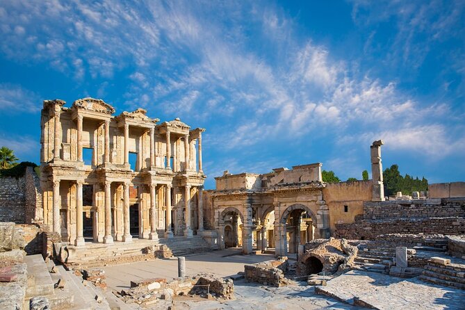 FROM IZMIR Cruise Port: Ephesus and Mary's House Private Tour - Selçuk town + handicrafts: a local break with a guide beside you
