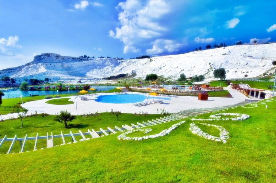 From Kusadasi and Selcuk: Pamukkale and Hiearapolis Tour - What to Bring (and what not to bring) for a Smooth Water-Terrace Day