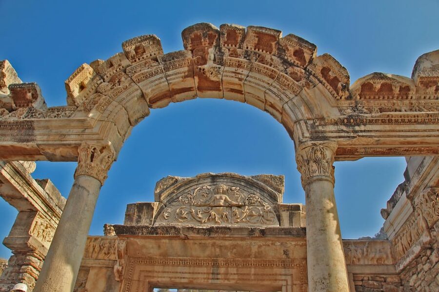 Guided Icmeler Ephesus Tour w/ Breakfast & Lunch - What to Bring (and What to Skip) for Ephesus Comfort
