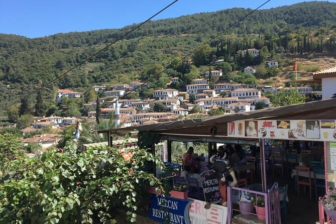 Half Day Şirince Village and Artemis Temple and Train Museum - Kuşadası pickup and the cruise-safe rhythm