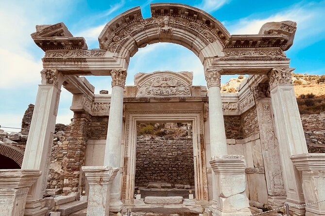 Half Day Şirince Village and Artemis Temple and Train Museum - Should you book this Şirince + Artemis + Train Museum tour?