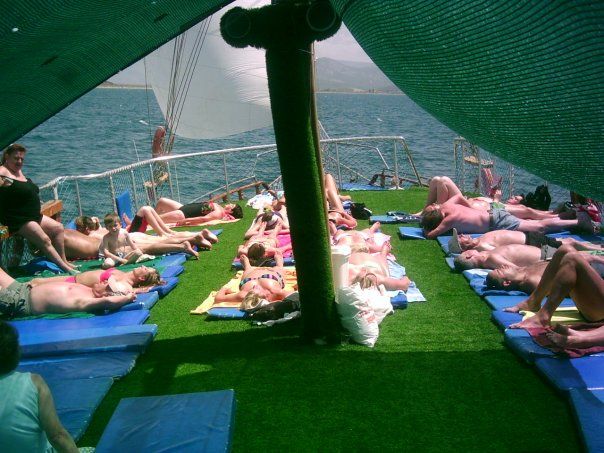 Kusadasi Full-Day Boat Trip & BBQ - Getting to the Port: Güvercinada Sokak Meeting Point