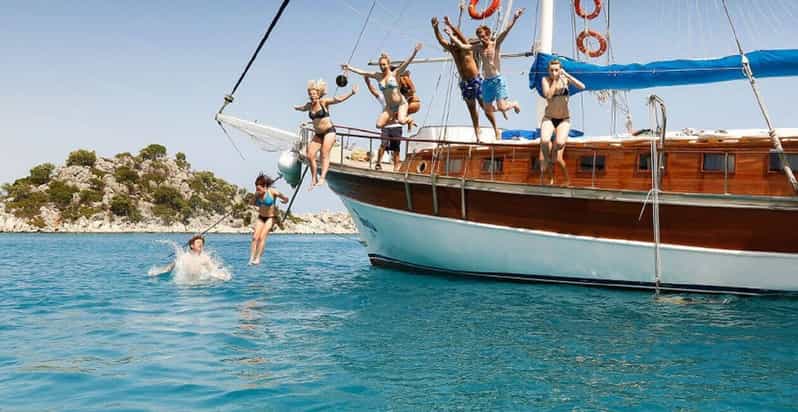 Kusadasi: Full–Day Boat Trip with Lunch - Key things that make this boat day worth your time