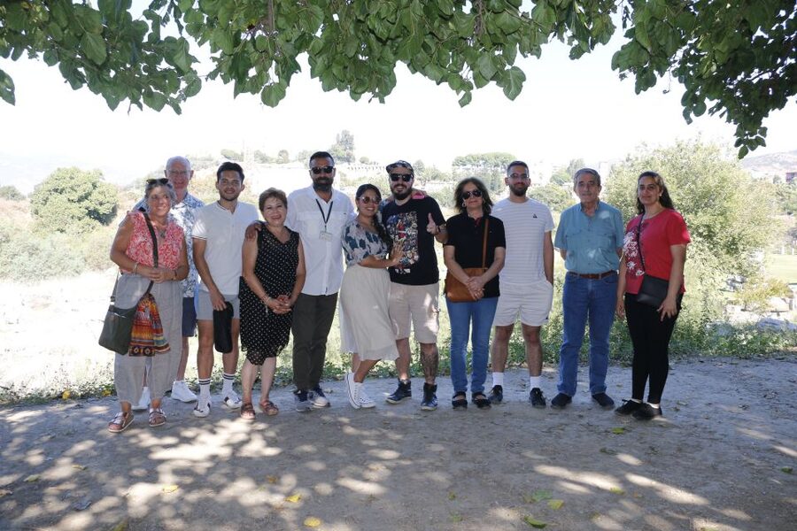 Kusadasi or Selcuk: Full-Day Ephesus Tour with Lunch - Sirince village and fruit-flavored wine tasting