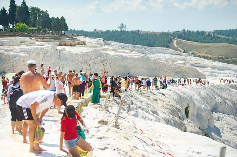 Kusadasi: Pamukkale Hot Spring & Hierapolis Small-Group Tour - The itinerary rhythm: photos, shopping stops, and lunch that resets you