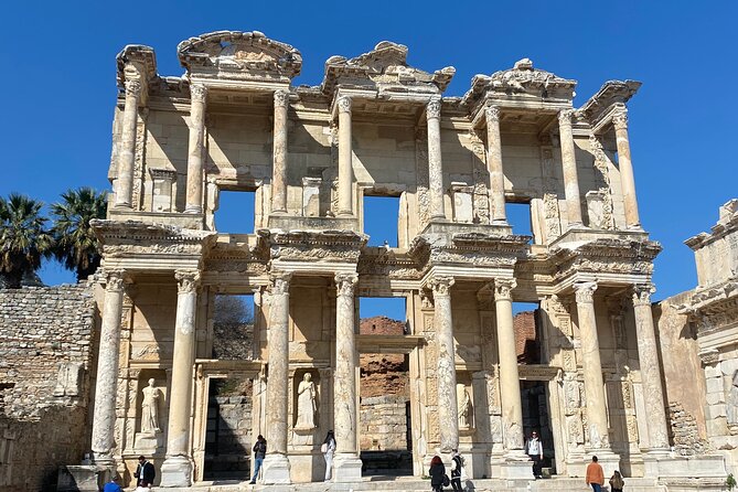 Kusadasi Port PRIVATE EPHESUS TOUR (fixed price 1 to 15 people) - Lunch and carpets in Turkey: cultural stop with optional sales pressure
