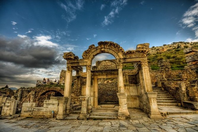 Kusadasi Port to Ephesus, House of Virgin Mary, St.John Church - Selçuk Archaeology Museum: why a 45-minute museum stop pays off