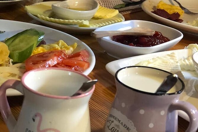 Kusadasi Selcuk Ephesus Gourmet and Street Food Tour - A food-first Kusadasi–Selcuk route with a ship-timed finish