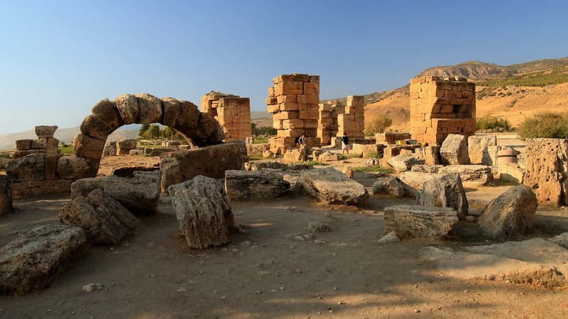 Pamukkale and Hierapolis: Full-Day Private or Group Tour - Group Size, Vehicle Comfort, and the English Guide Factor