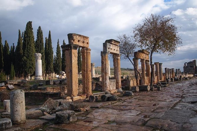 Pamukkale Small Group Tour From Kusadasi or Selcuk - Small group size: what the cap means in real life