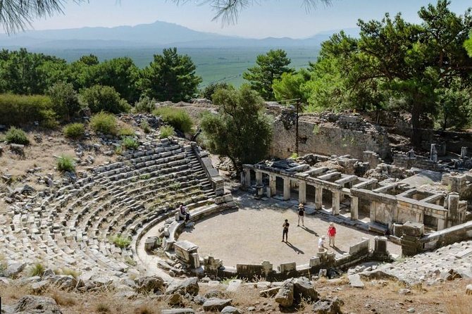 Priene Miletos Didyma Tour From Kusadasi / Selcuk Hotels - Didyma: Temple of Apollo ruins and the story of what never finished (the 2-hour stop)