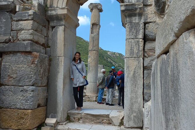 Private Biblical Ephesus Tour from Kusadasi Port with Lunch - Ancient City of Ephesus: the Bible-to-ruins translation