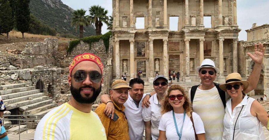 PRIVATE EPHESUS TOUR FOR CRUISERS: On-time Return Guaranteed - Entering Ephesus with a guide who explains what you’re seeing