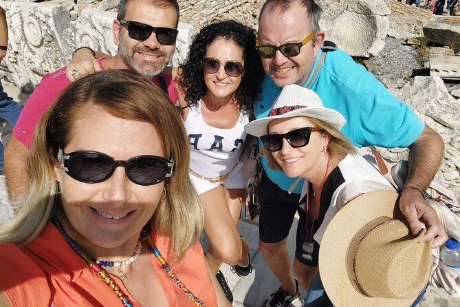 Private Guided Ephesus Tour, Best of Ephesus - Celsus Library and Trajan’s Fountain: free wins with a guide’s map
