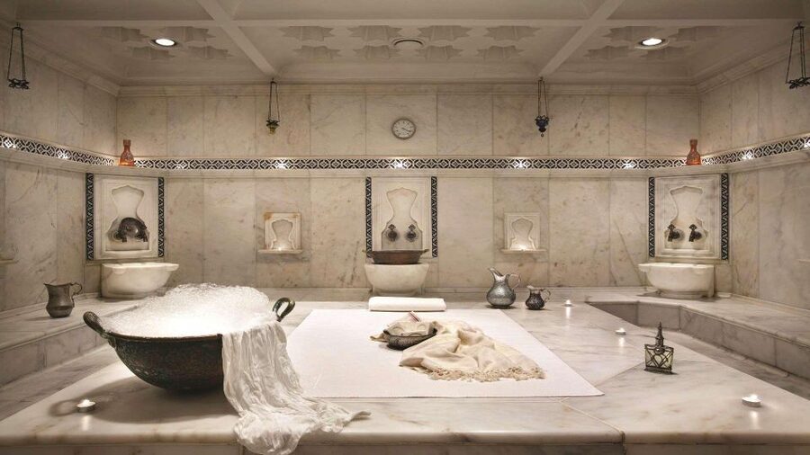 Private Tour in Ephesus and TraditionalTurkishBath from Port - The leather and carpet-style stops: Manage the sales energy