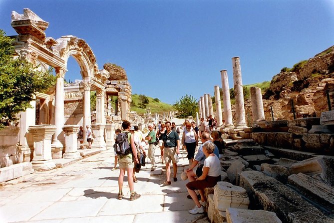 Private Tour of Ephesus,House of Mother Mary &Artemis Temple from Izmir - Ride in comfort: air-conditioned van plus port or hotel pickup