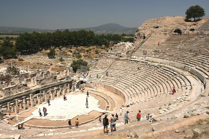 Private Tour of Ephesus,House of Mother Mary &Artemis Temple from Izmir - House of the Virgin Mary (Meryemana): olive trees, prayers, and quiet scale