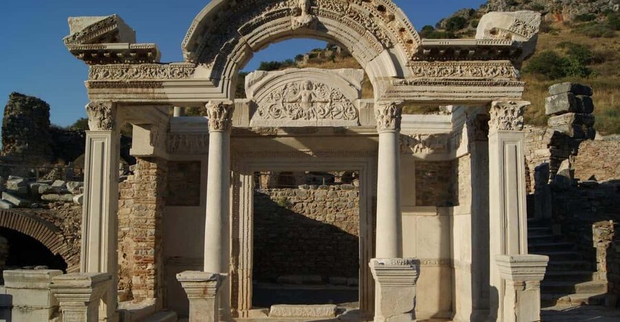 Shore Excursions: 3 Hours Easy Ephesus Tour - Guide quality is the whole difference between good and great