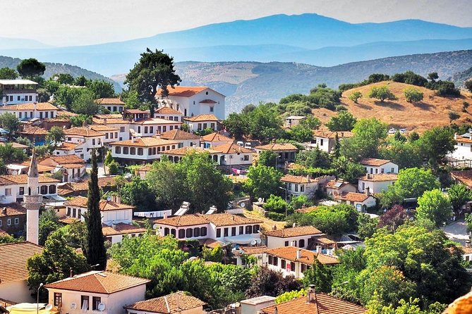 Sirince Village Tour From Kusadasi Port / Hotels - What You’ll Do in Sirince: Strolls, Photos, Local Produce, and Souvenirs