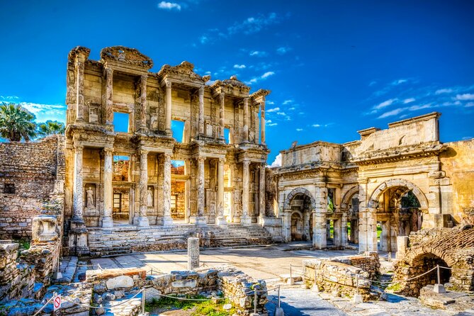 SKIP-THE-LINE: Group or Private Ephesus & Artemis Tour with LUNCH - House of the Virgin Mary: quiet history in a small, human space