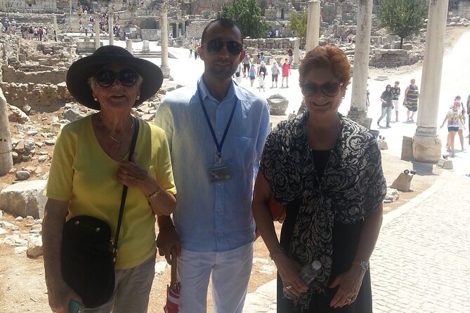 SKIP THE LINE : Private Ephesus Shore Tour in Kusadasi Turkiye - Lunch on a Shore Day: The Included Meal That Saves Energy