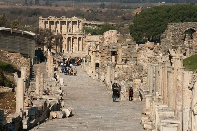 Small Group Ephesus Tour from Selcuk / Kusadası - The lunch break: included Turkish food that keeps the day moving