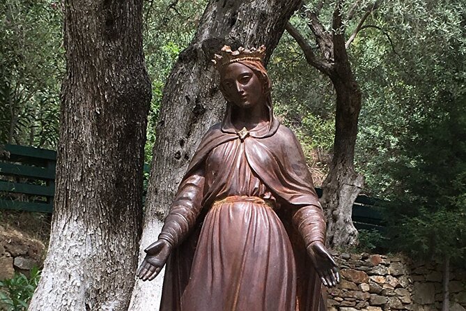 The House of Virgin Mary Tour with Lunch - Optional Turkish Bath - Nomadic Carpet & Kilims Stop Plus Lunch: Crafts and Food Without the Pressure
